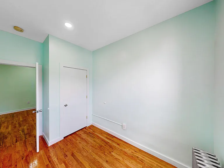 1570 Eastern Pkwy #1 — Photo 15