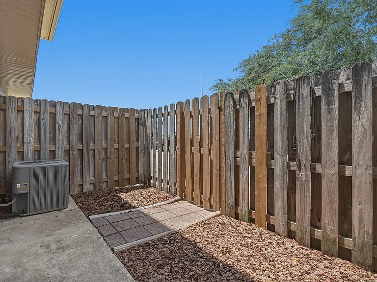 12015 Pepperdine Pl — Photo 12