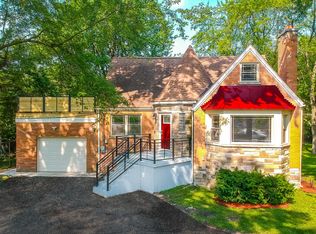 17328 Wentworth Ave, Lansing, IL 60438