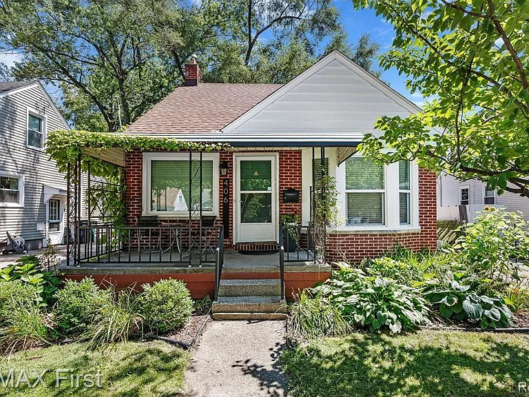 406 N Campbell Rd — Photo 1