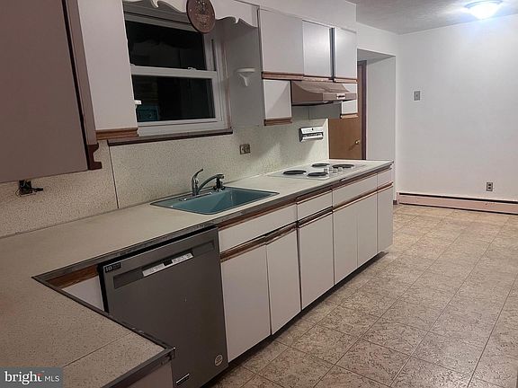 5th image of 1319 Paterson Dr