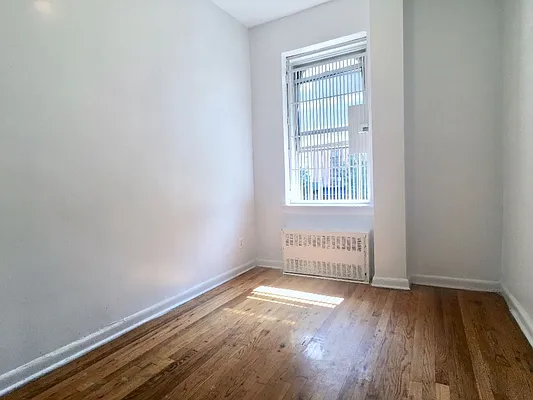 Rented by Sovereign Associates | media 10