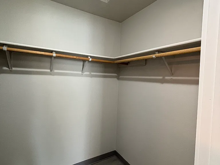Chambers Crest Apartments — Photo 53