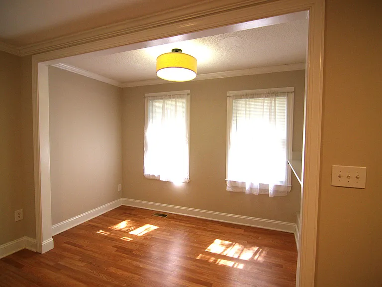524 S Confederate Ave — Photo 5