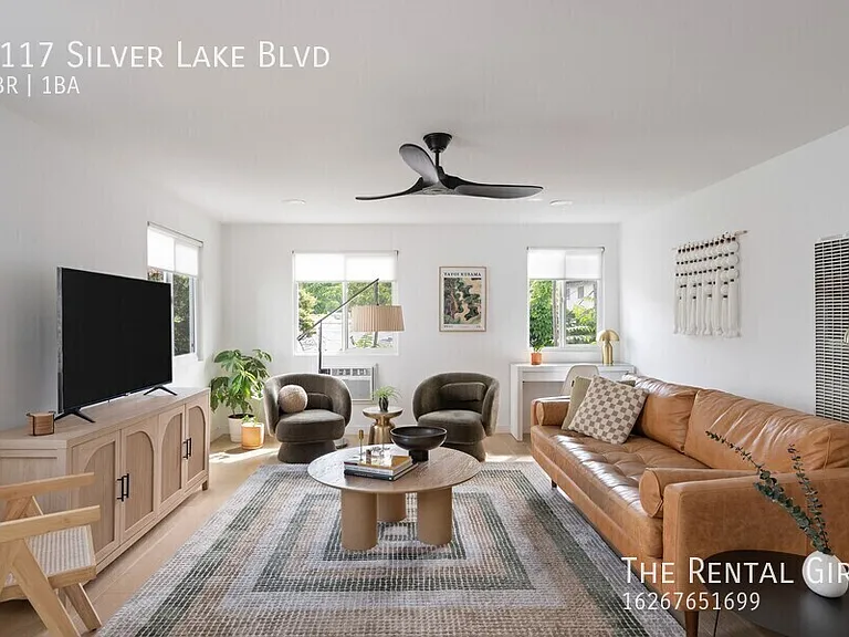 3117 Silver Lake Blvd — Photo 2