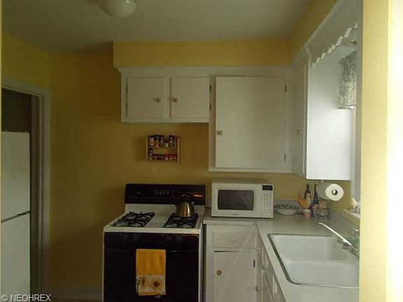 4th image of 5024 Oakland Dr