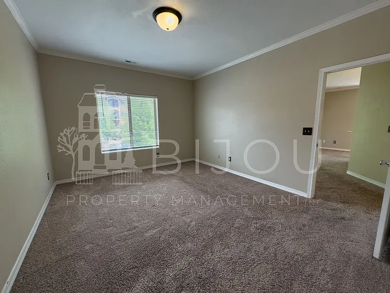 1695 Little Bear Creek Point #304 — Photo 12