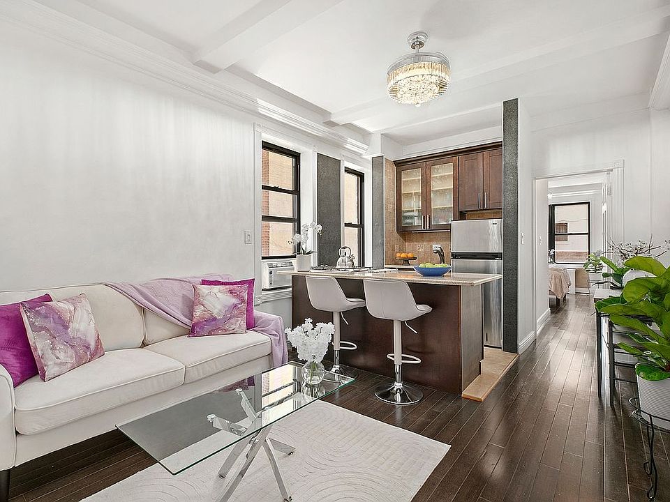 1st image of 116 W 72nd St APT 10D