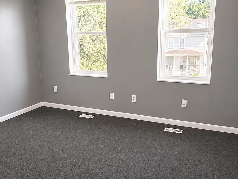 4105 Fernhill Ave #2W — Photo 6
