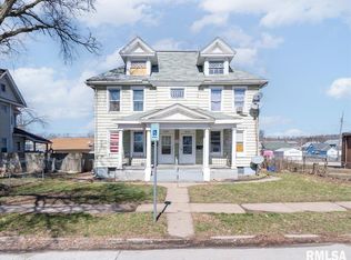 1636 W 3rd St, Davenport, IA
