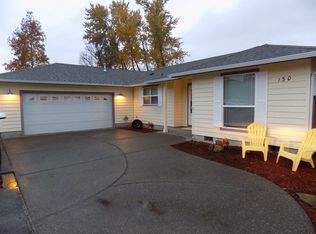 130 Lexington Ct, Grants Pass, OR 97527