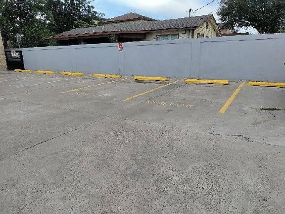 5th image of 3017 San Eduardo Ave