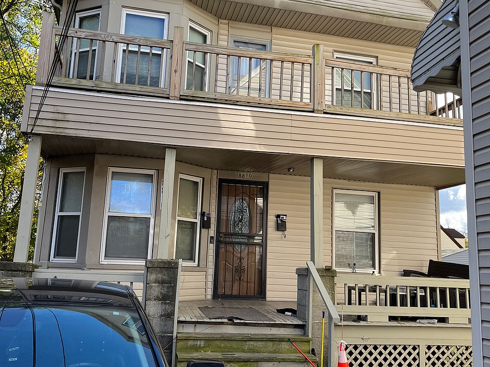 8810 BECKMAN
