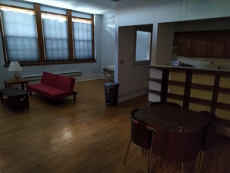 917 Madison St #109 — Photo 4