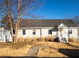 95 Jaffrey St, Swansea, MA 02777
