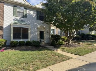 4 Woodward Ln, Basking Ridge, NJ 07920