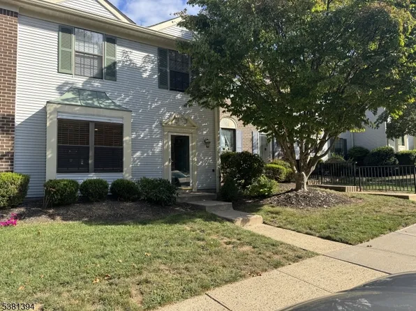4 Woodward Ln, Basking Ridge, NJ 07920