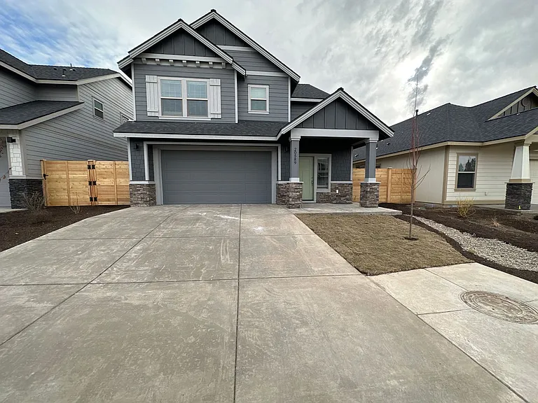 20589 SE Slate Ave — Photo 1