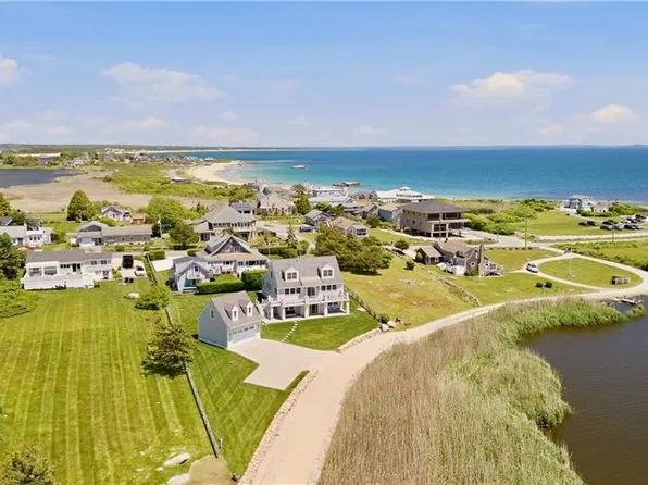3 Richmond Pond Dr, Westport, MA 02790