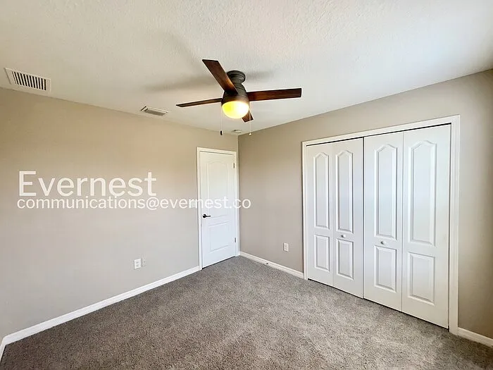 11211 Flora Springs Dr — Photo 19