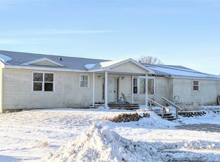 29522 Union Ave, New Hartford, IA 50660