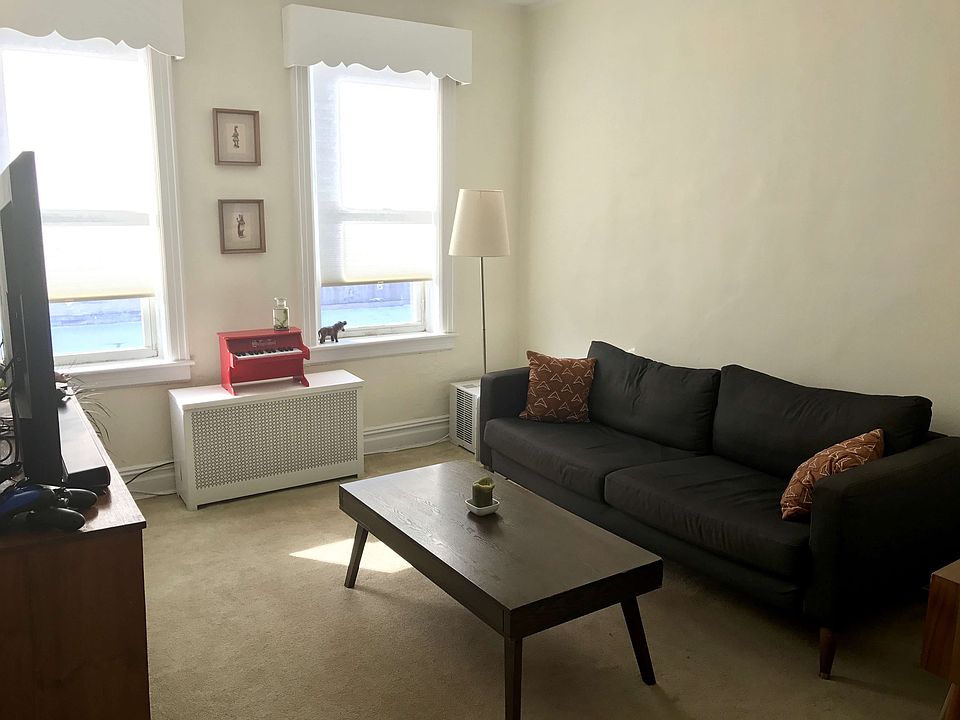 2nd image of 542 Prospect Ave #2R