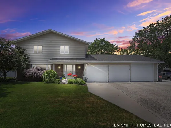 3633 Mohave Dr SW, Grandville, MI 49418