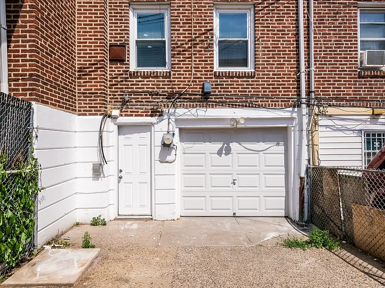 4046 Lawndale St — Photo 20