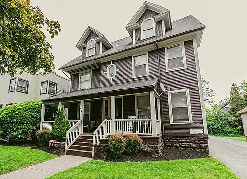 47 Vick Park #A Photo 1