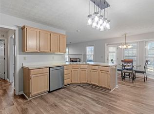 3370 Summit Place Dr, Loganville, GA