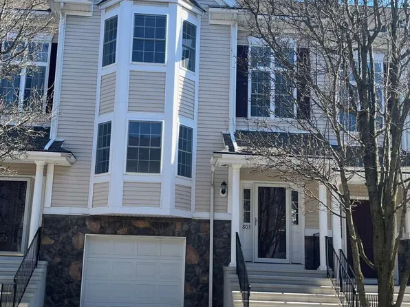 803 Larson Drive #803, Danbury, CT 06810