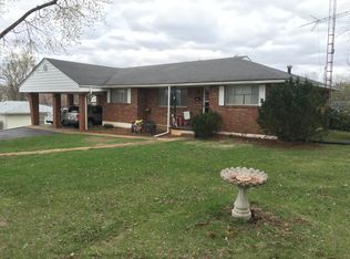 906 N Grant St, Desloge, MO
