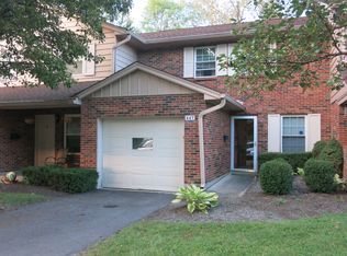 447 McIntosh Dr, Cincinnati, OH 45255
