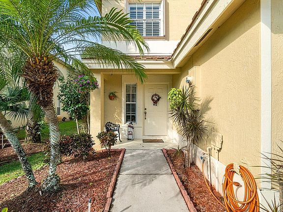 4th image of 7907 Sienna Springs Dr