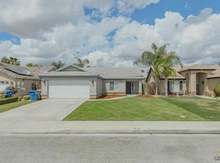 326 Misty Meadow Dr, Bakersfield, CA
