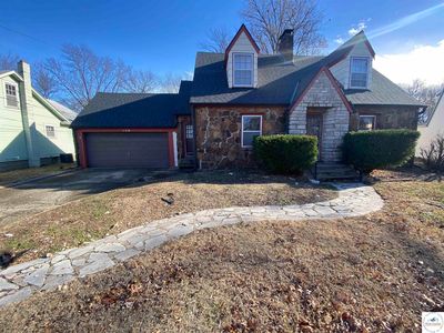 806 S 2nd St, Clinton, MO, 64735