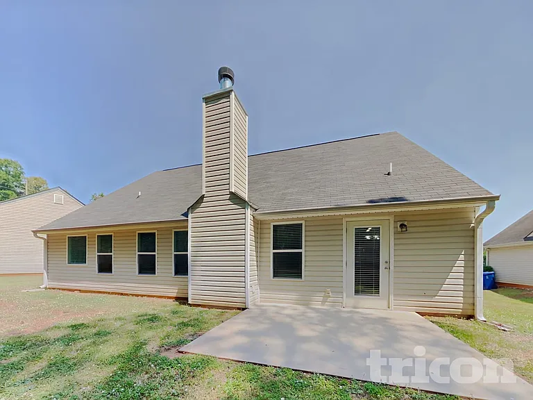 215 Comet Ct — Photo 15
