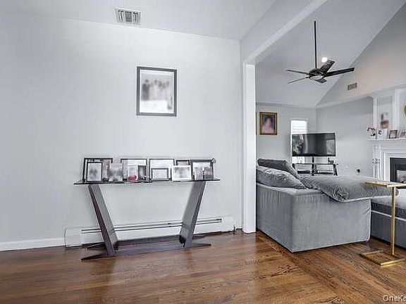 5th image of 89 Spook Rock Road