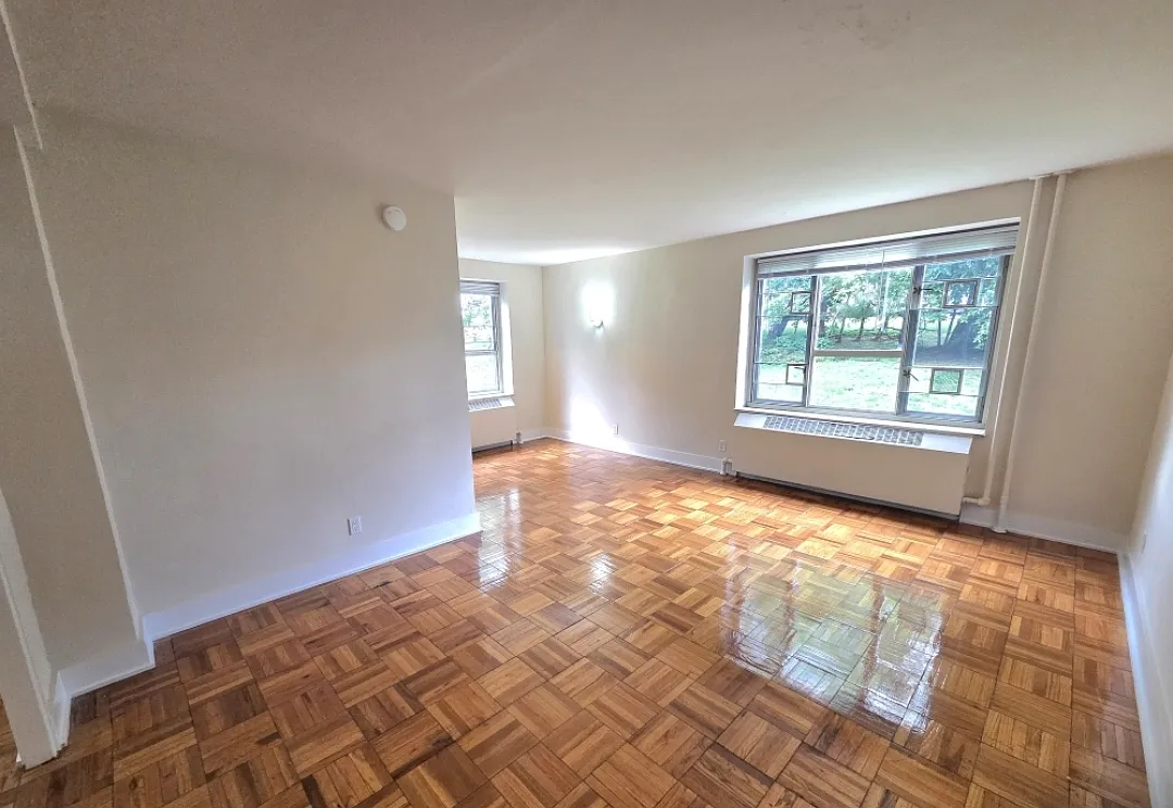 1 bed, 845 sqft, $2,340 — Photo 1