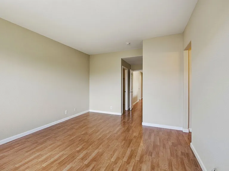 3808 Alder Ave — Photo 21