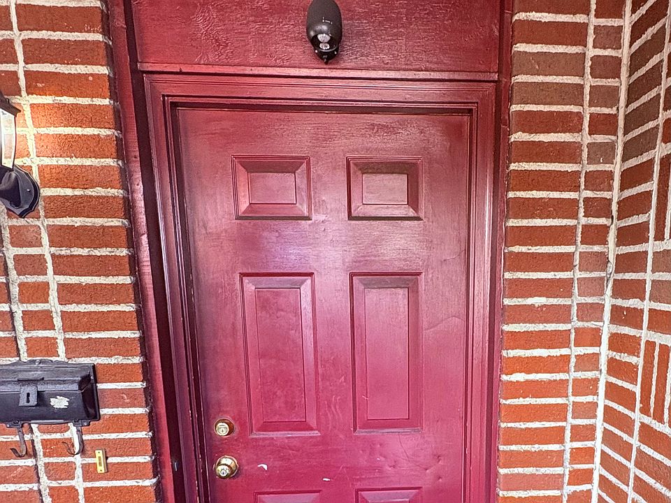 1st image of 2114 Murray Ave