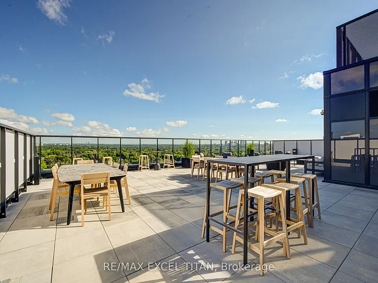 699 Sheppard Ave E #1115 — Photo 44