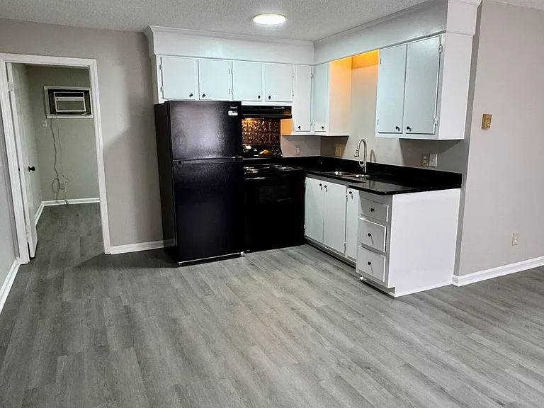 705 Peed Dr #15 — Photo 4
