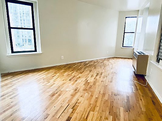 1st image of 71 W 109th St APT 3C