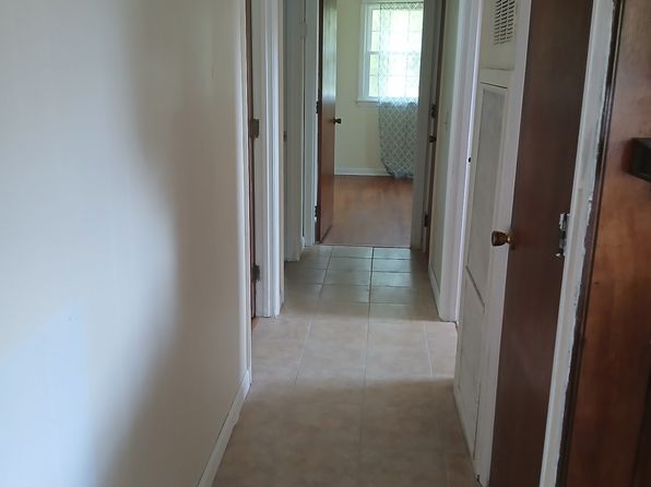 109 Cedar St