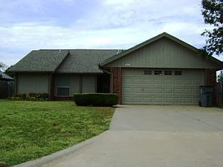 1st image of 2310 NE 36th St