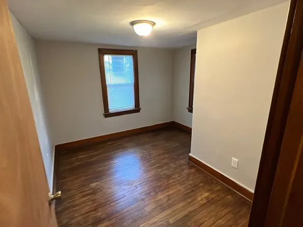 618 Sanford Ave, Akron, OH 44305