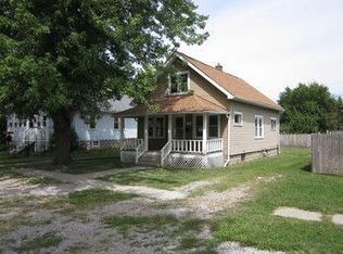 632 W 9th St, Monroe, MI 48161