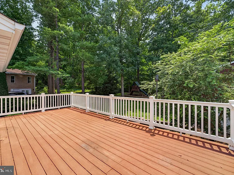 6443 Walters Woods Dr — Photo 72