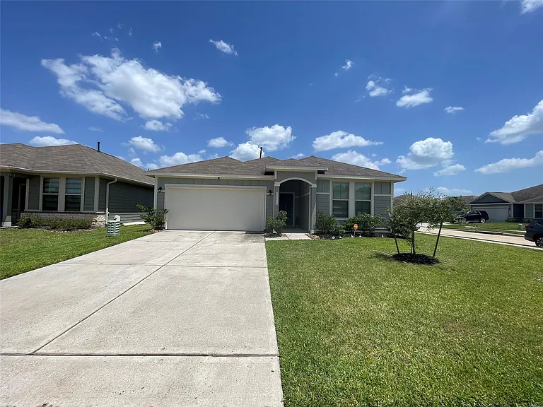 25511 Northpark Lake Dr — Photo 35